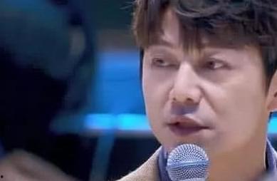 爆料娱乐圈何老师是谁啊,揭秘“何老师”的真实身份！